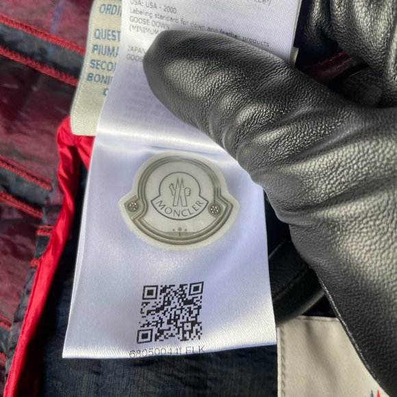 Moncler Women's Red Brioche Down Jacket - Picture 14 of 16